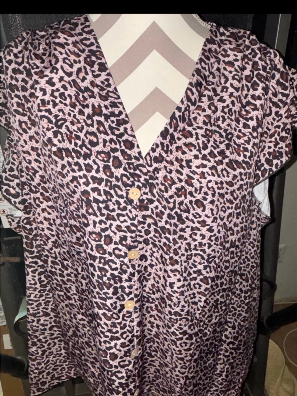 SHEIN Curve Leopard Print Button-Front Top 4x
